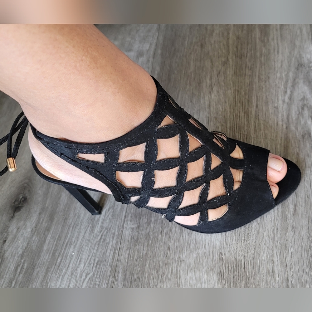 Black heels